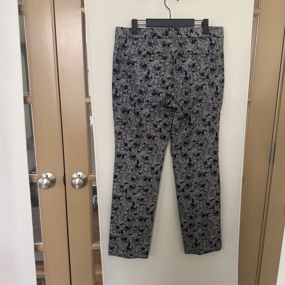 Banana Republic Womens 8 Black Grey Floral Ryan Slacks Dress Pants Bottoms - Picture 4 of 8